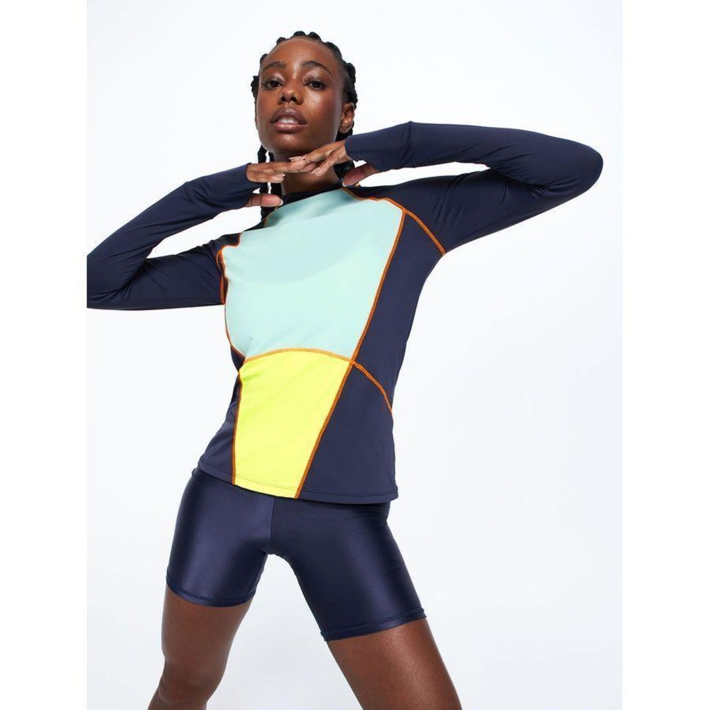 Camiseta Manga Longa Bodyforsure Lisa Beach Sports - Feminina - Foto 1