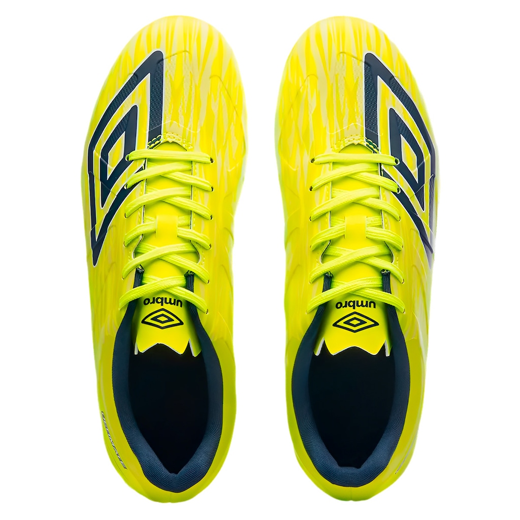 Imagem 2 do produto Chuteira de Campo Umbro Ultimate - Adulto
