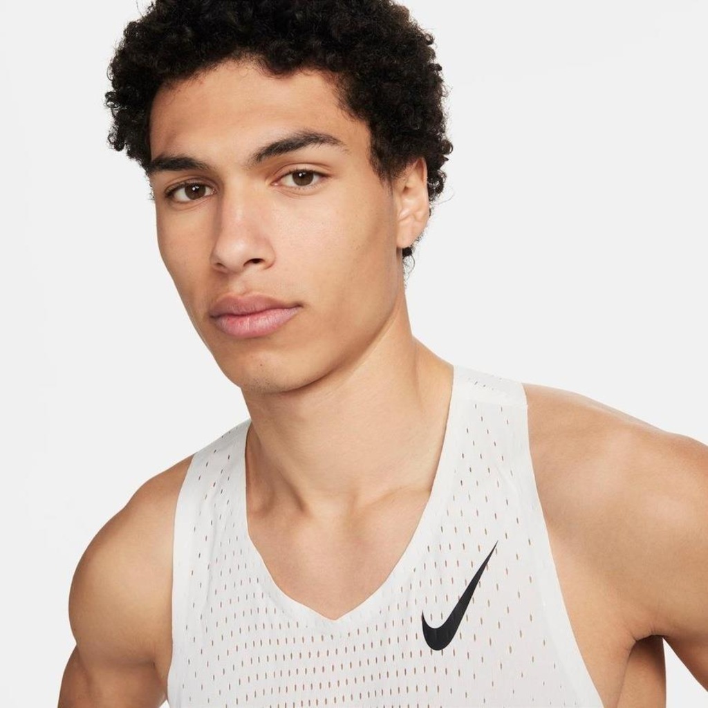 Camiseta Regata Nike Dri-Fit Adv Aeroswift - Masculina - Foto 3
