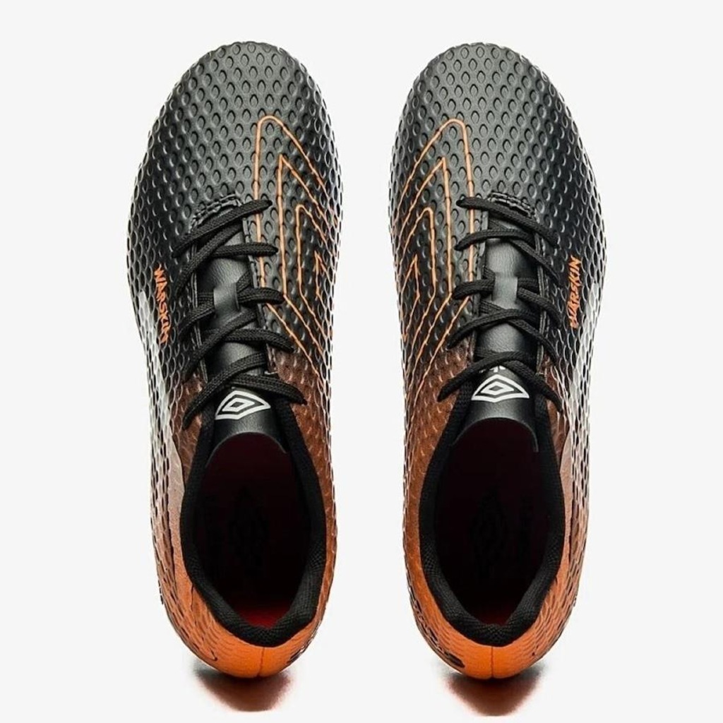 Imagem 4 do produto Chuteira de Campo Umbro Warskin - Adulto