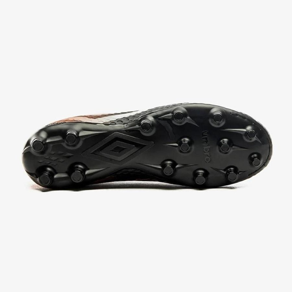 Imagem 5 do produto Chuteira de Campo Umbro Warskin - Adulto