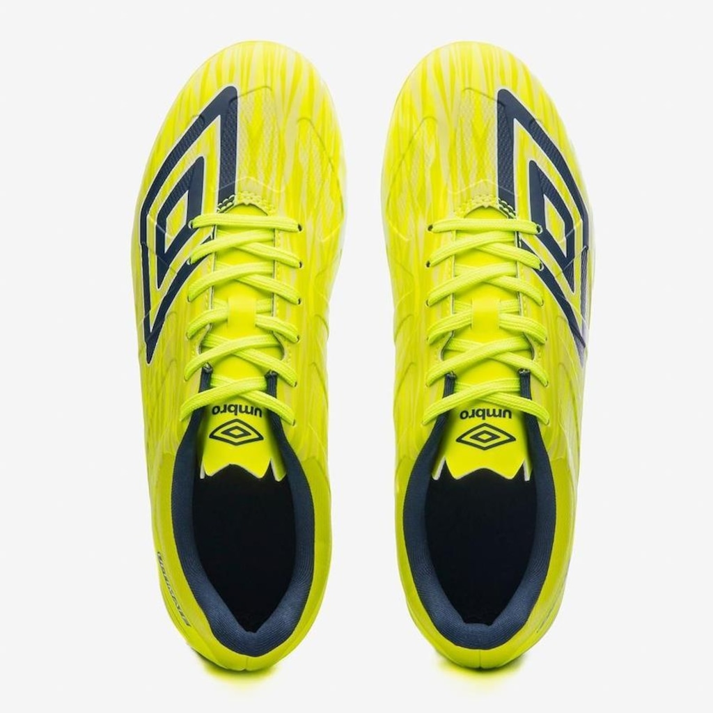 Imagem 4 do produto Chuteira de Campo Umbro Ultimate - Adulto