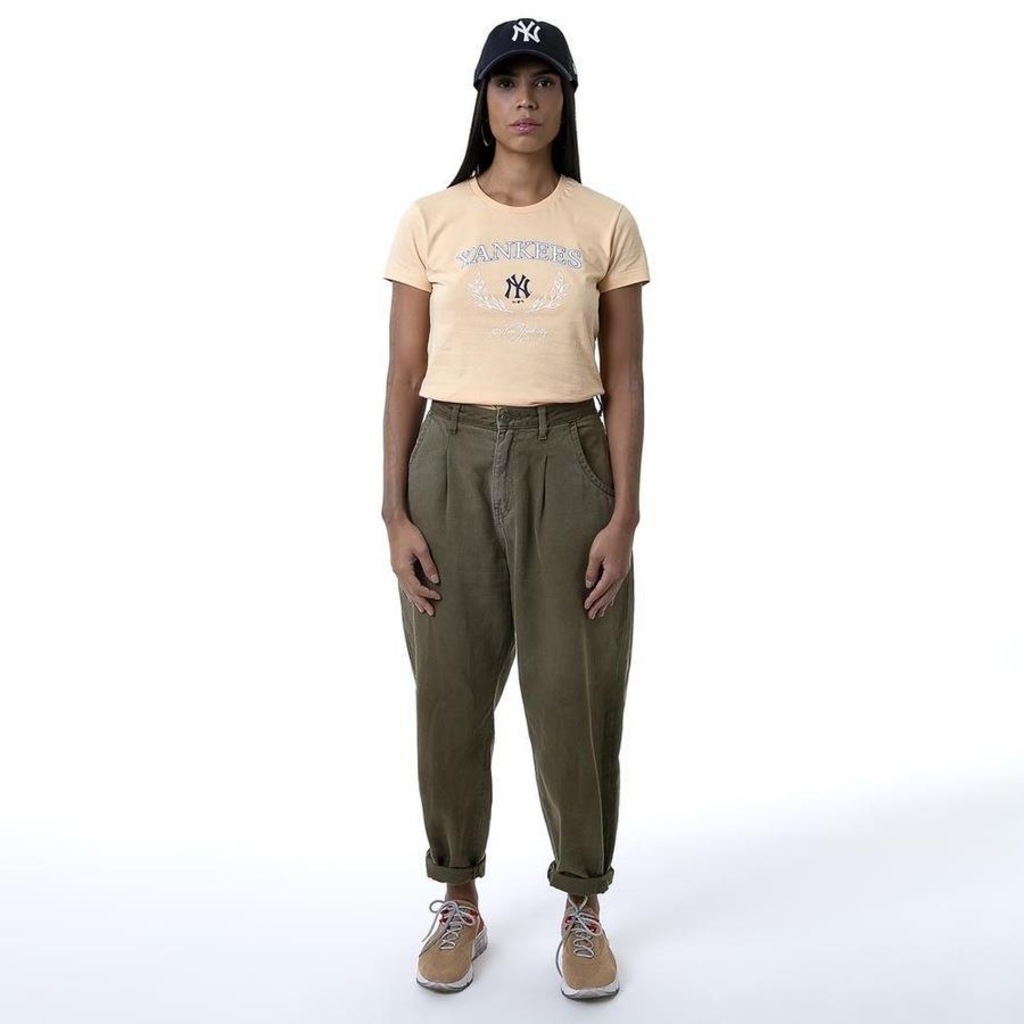 Camiseta New Era Baby Look New York Yankees - Feminina - Foto 4