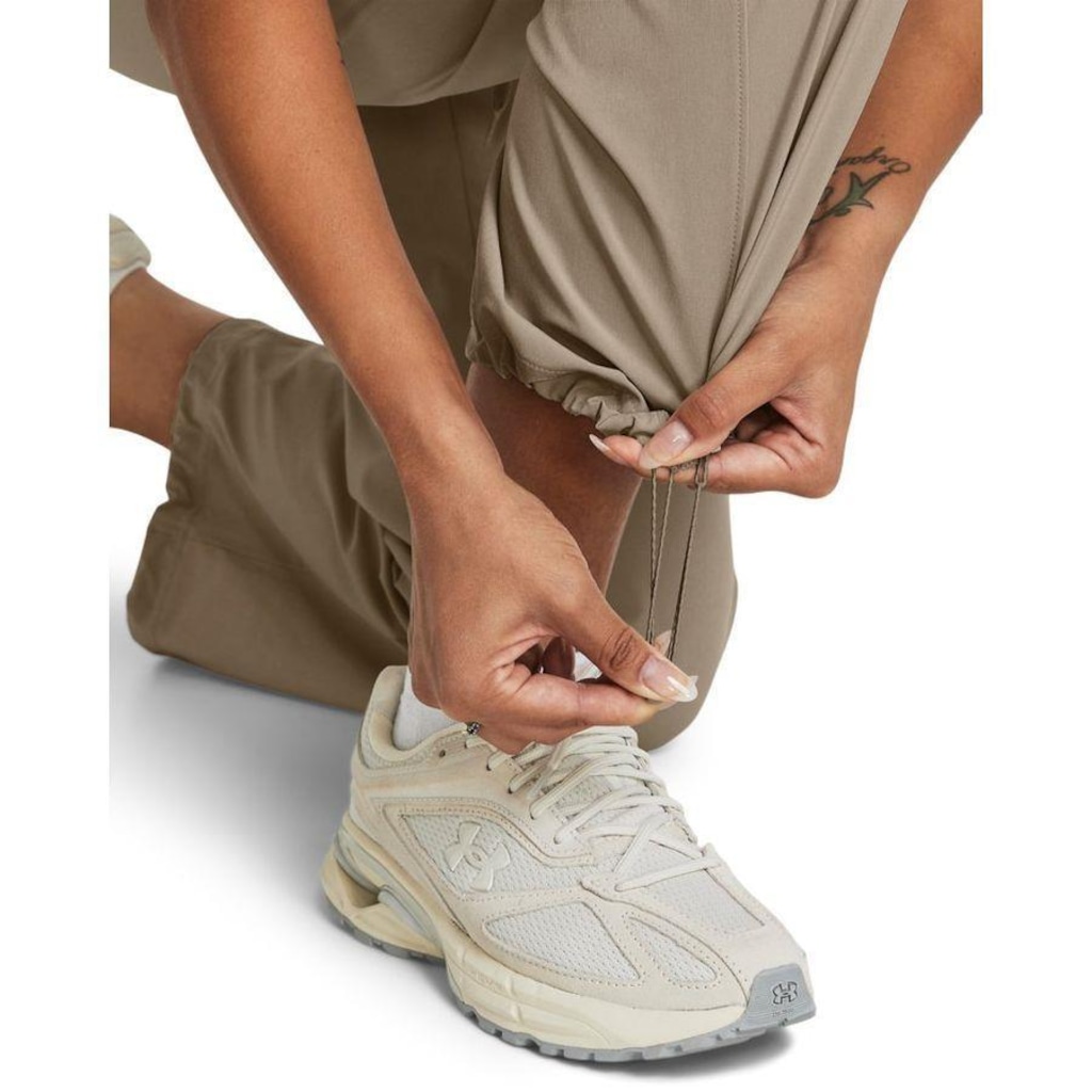 Imagem 4 do produto Calça Under Armour Armoursport Woven Cargo - Feminina