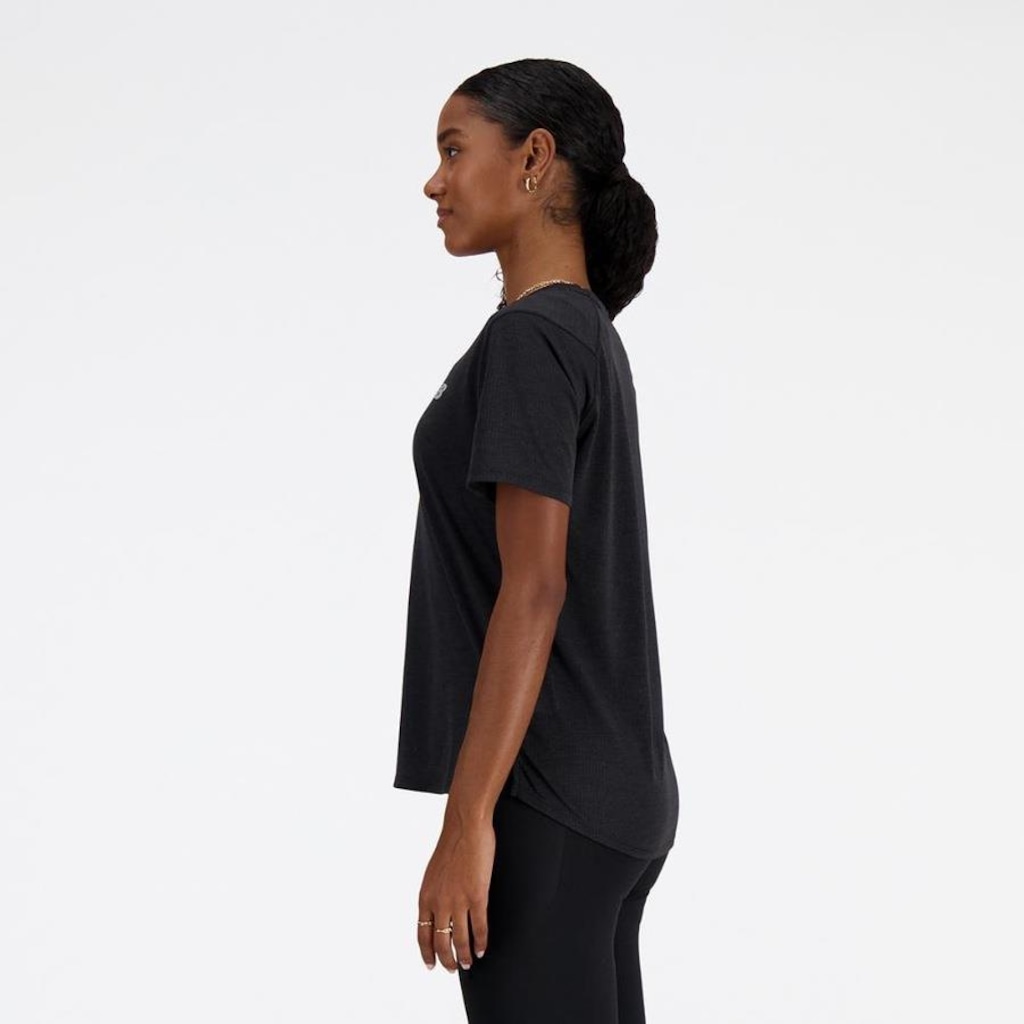 Imagem 2 do produto Camiseta New Balance Athletics Run - Feminina