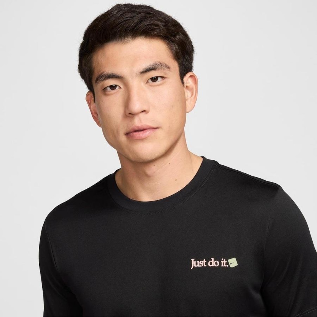 Camiseta Nike Dri-Fit Legend - Masculina