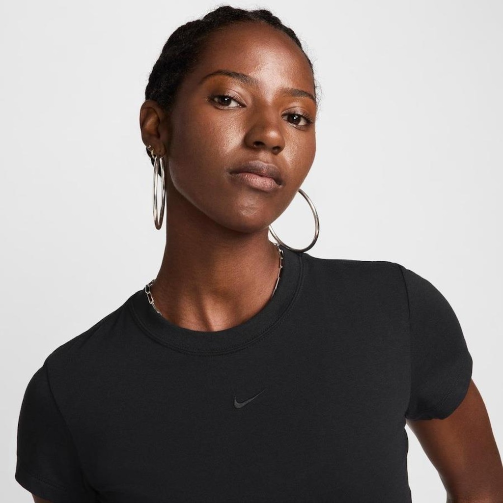 Imagem 2 do produto Camiseta Nike Sportswear - Feminina