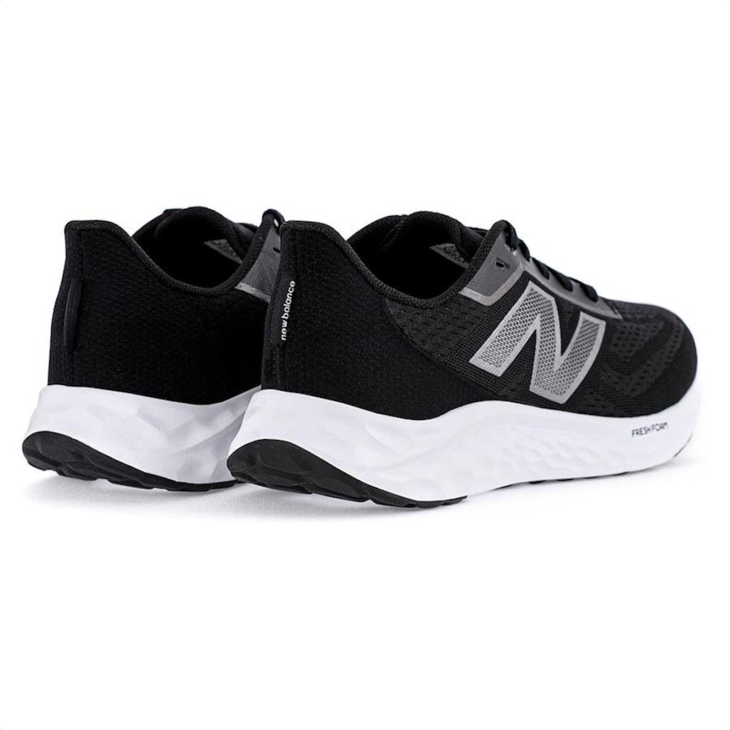 Imagem 4 do produto Tênis New Balance Marishiv4 - Masculino