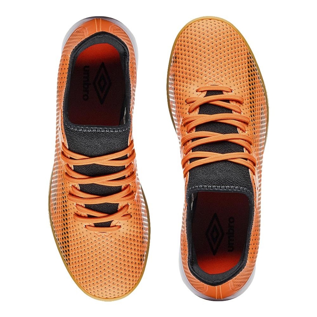 Imagem 4 do produto Kit Chuteira Futsal Umbro Velocita Ix Club e Meião - Adulto