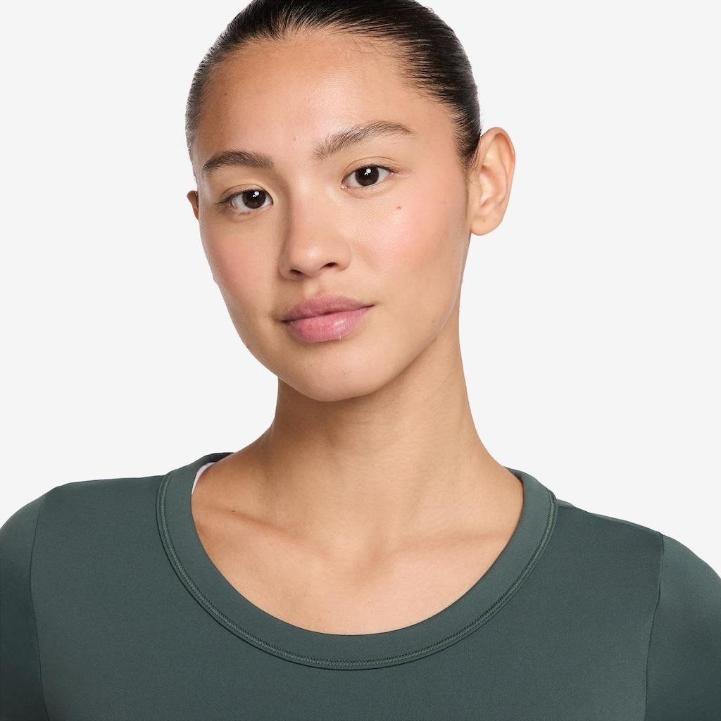 Imagem 3 do produto Camiseta Nike Dri-Fit One Cropped Feminina
