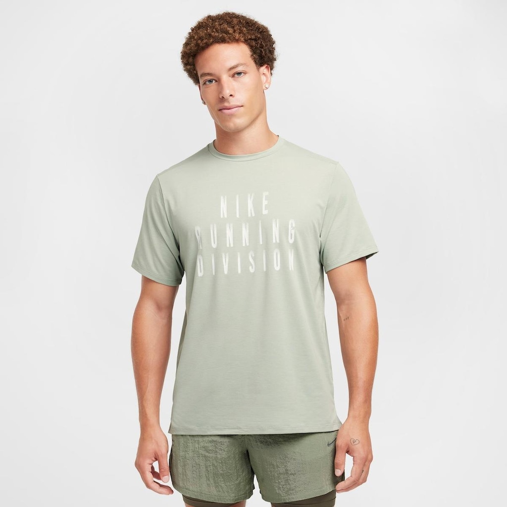 Camiseta Nike Dri-Fit Rise365 - Masculina