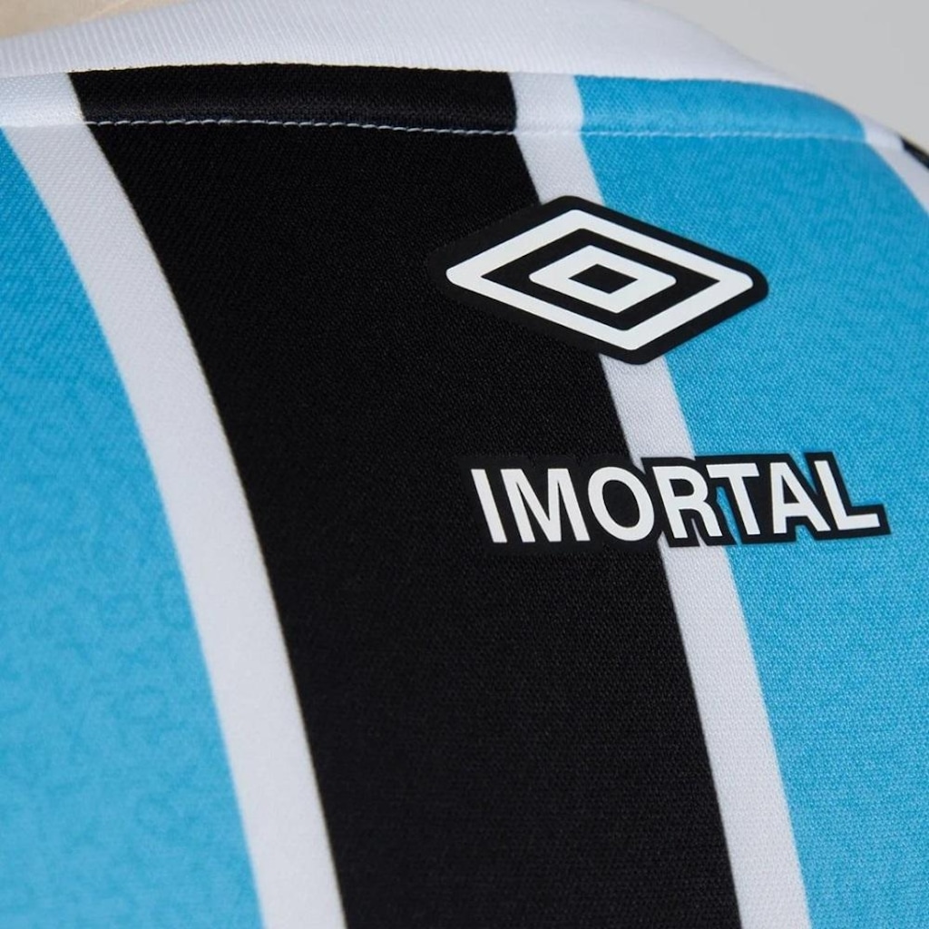 Imagem 4 do produto Camisa do Grêmio Of. 1 2024 Torcedor C/N Umbro - Masculina