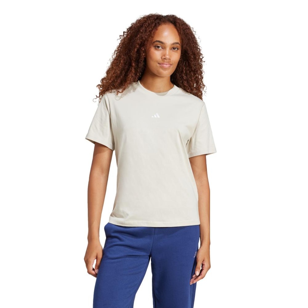 Camiseta adidas Essentials Small Logo - Feminina
