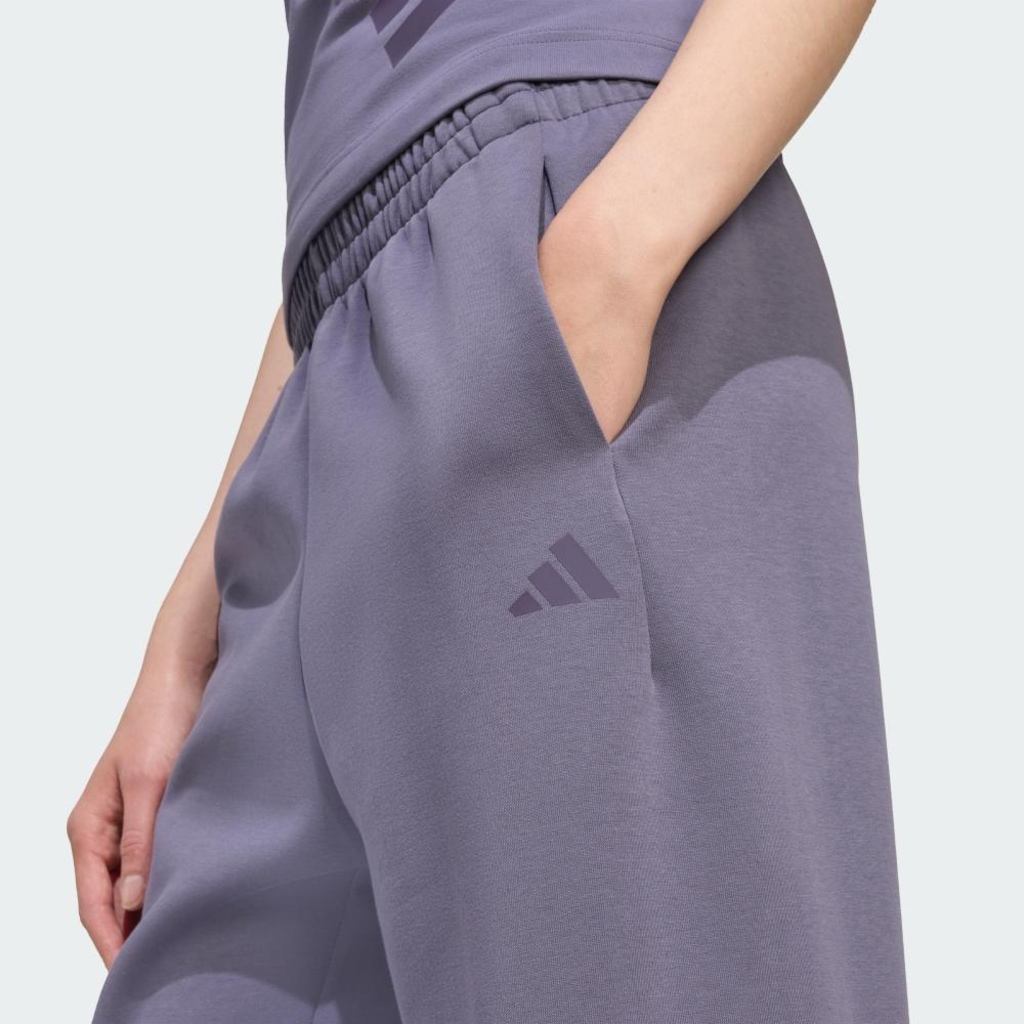 Imagem 5 do produto Calça adidas Barras Abertas Future Icons Três Listras - Feminina
