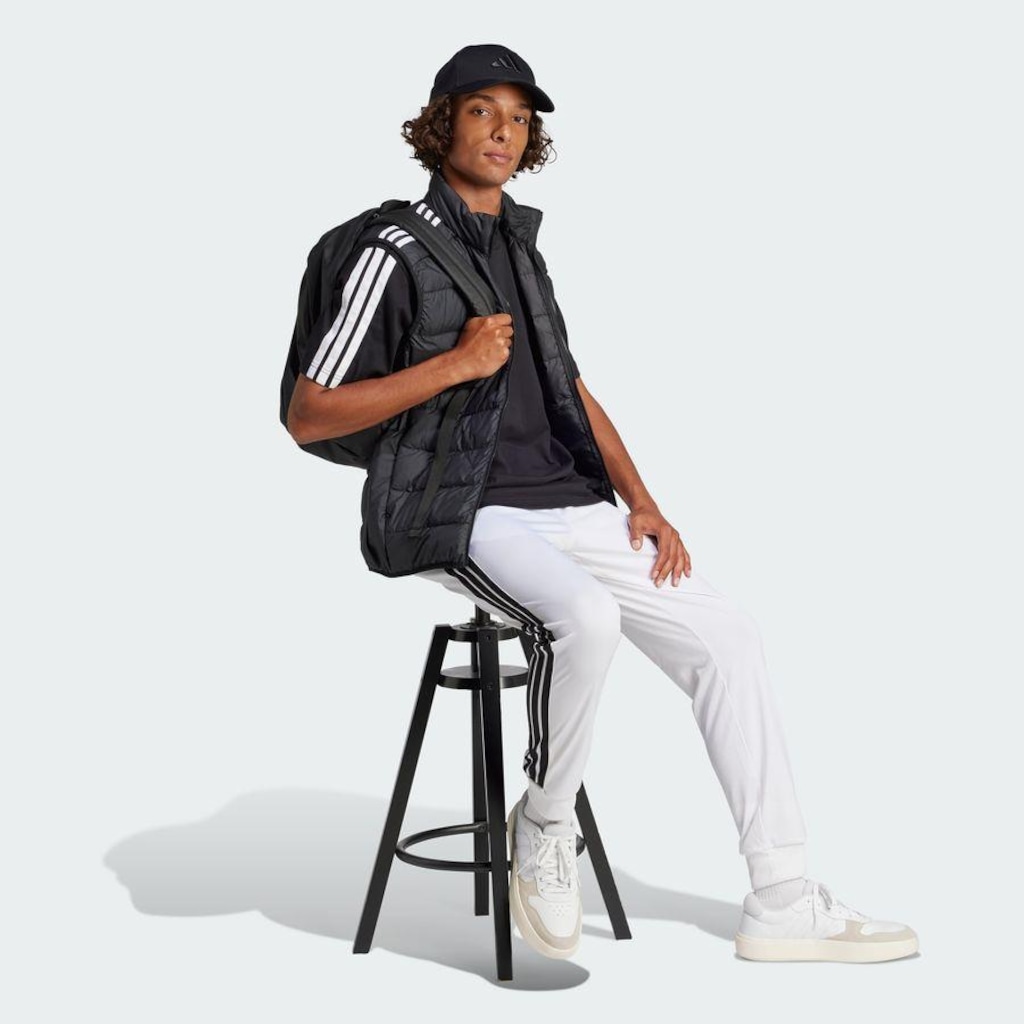 Imagem 5 do produto Camiseta Malha Simples Essentials Três Listras - adidas - Homem
