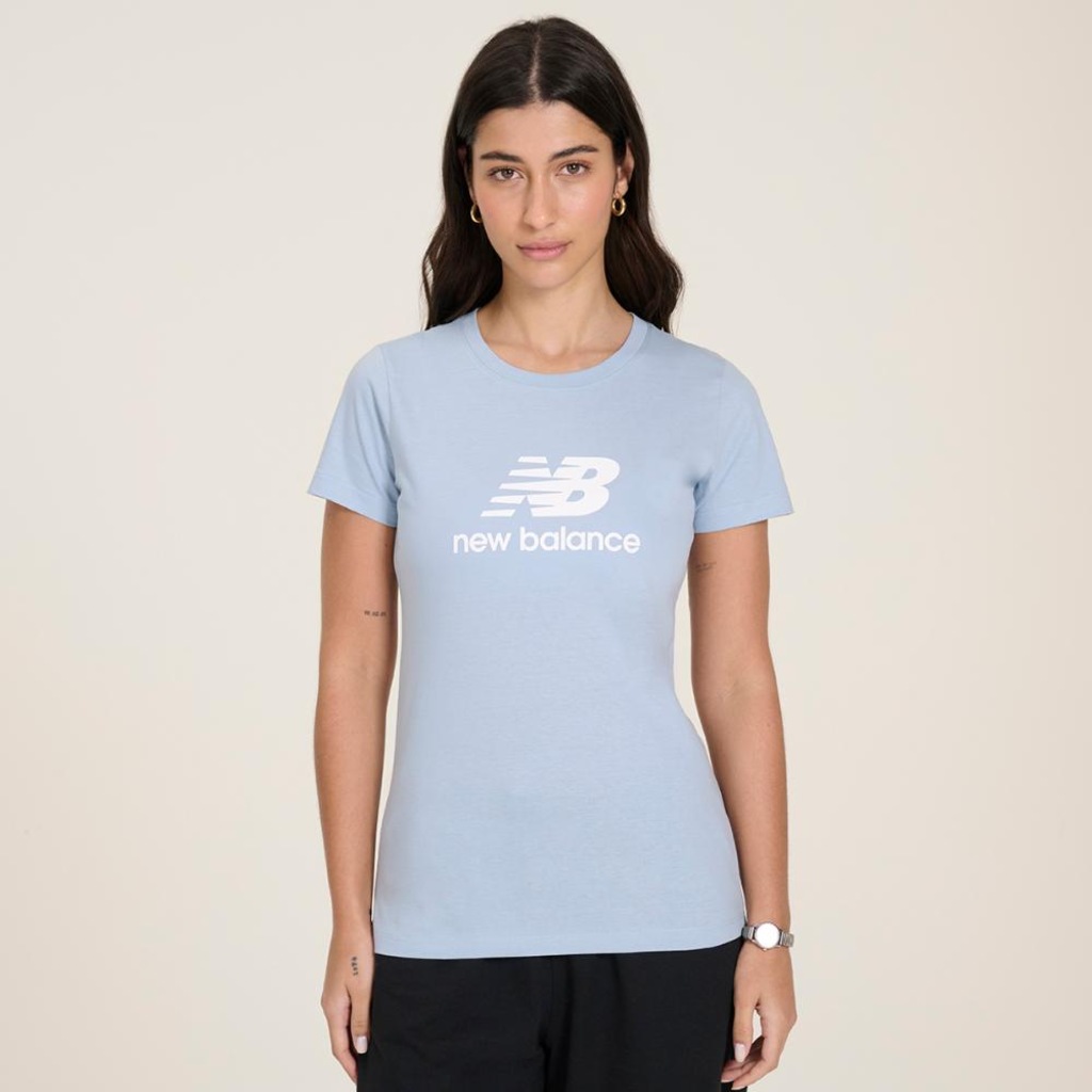 Camiseta New Balance Essentials Basic - Feminina