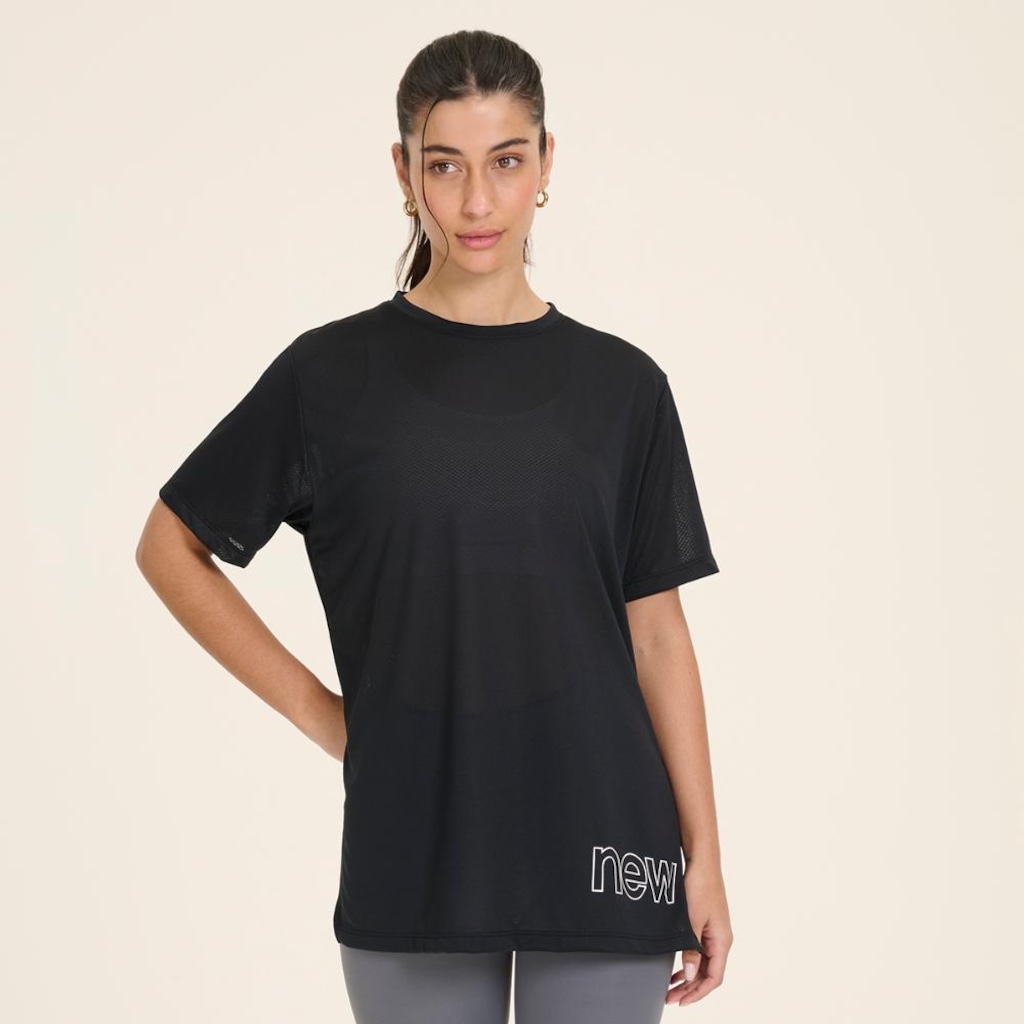 Camiseta New Balance Sport Essentials Graphic - Feminina