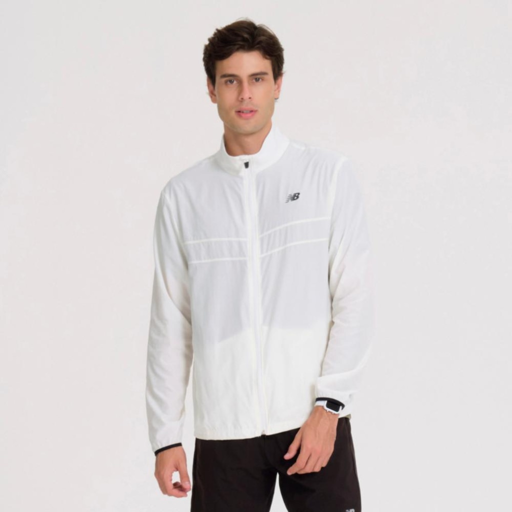 Jaqueta New Balance Corta Vento Sport Essentials - Masculina