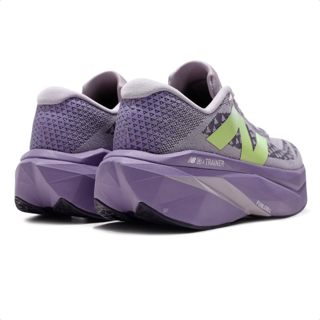 Tênis New Balance FuelCell Supercomp Trainer v3 - Feminino - Foto 4