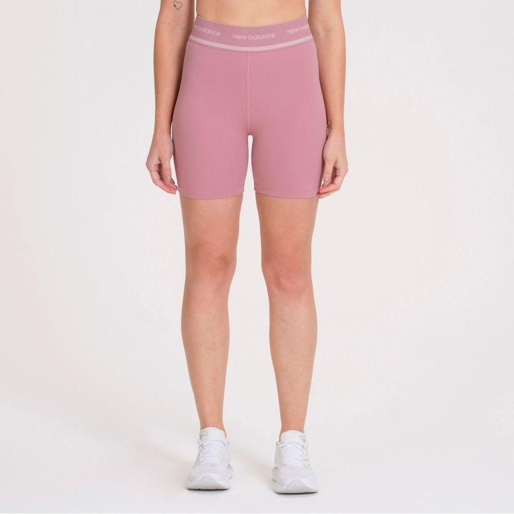 Imagem 1 do produto Bermuda New Balance Sport Essentials Active Feminina