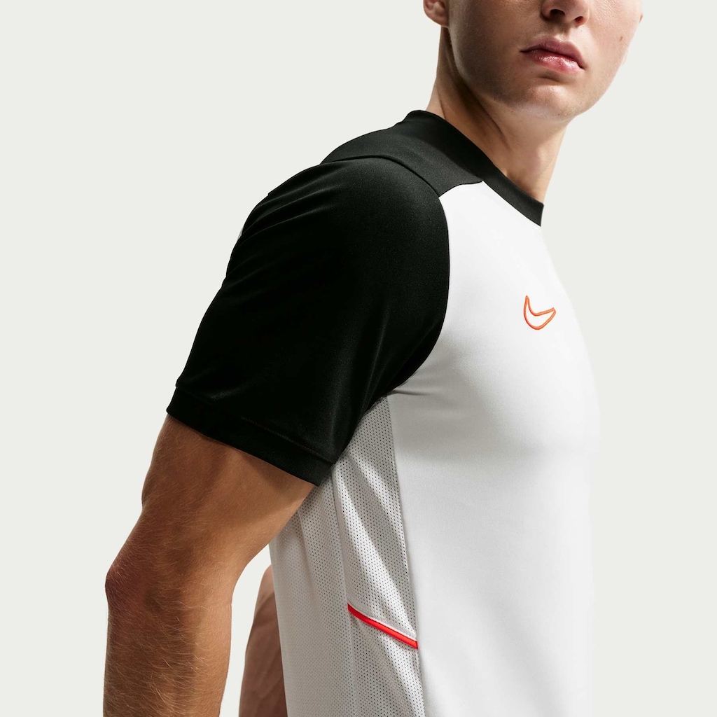 Imagem 3 do produto Camiseta Nike Dry-FIT Academy - Masculina