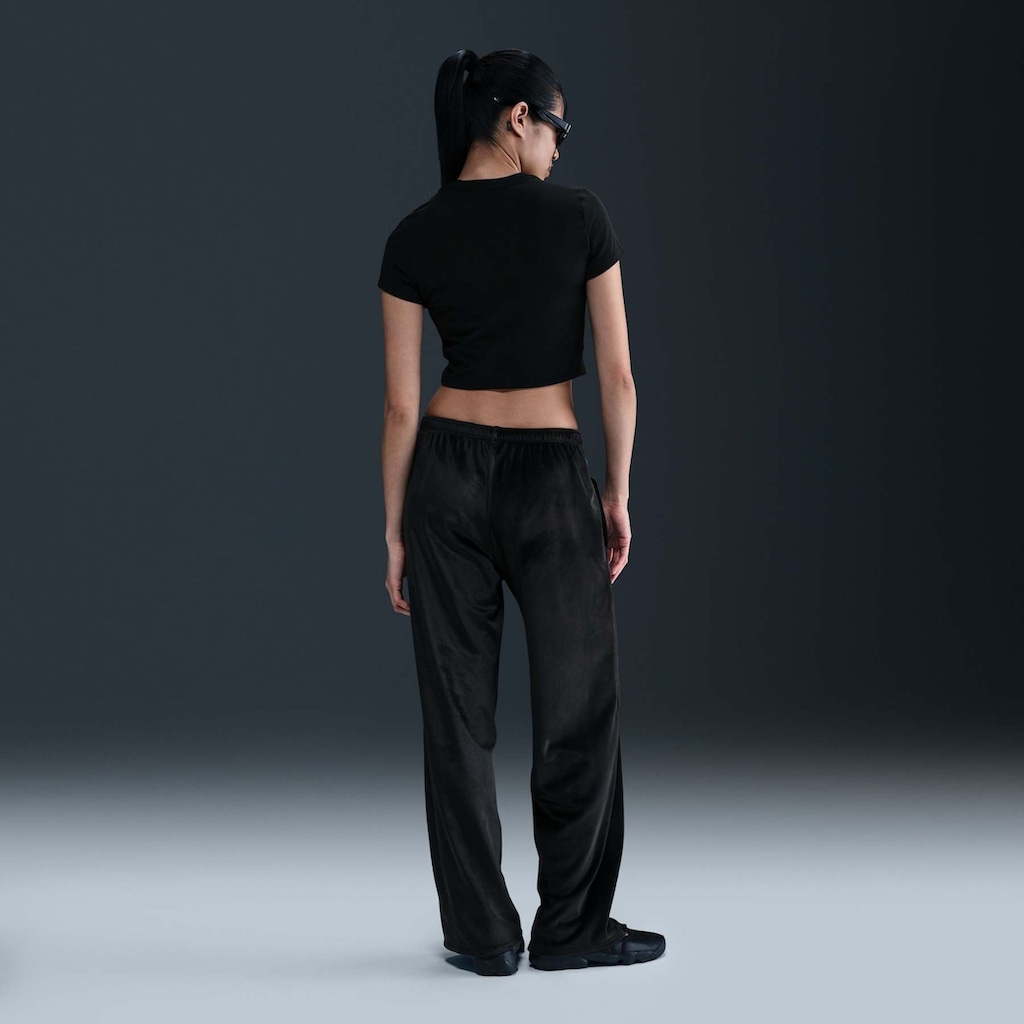 Imagem 5 do produto Camiseta Nike Sportswear Chill Knit Cropped - Feminina