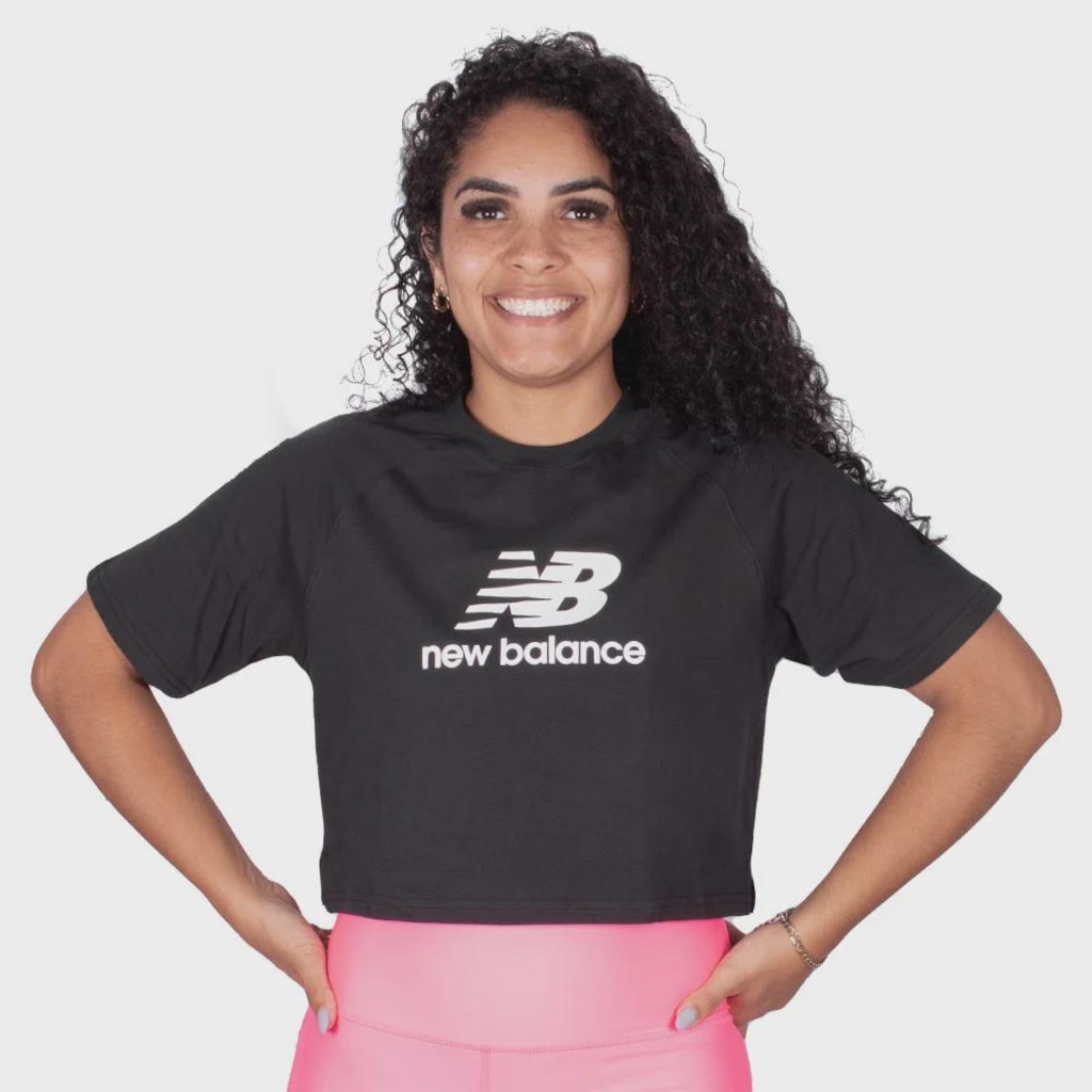Camiseta New Balance Cropped Essentials Basic - Feminina