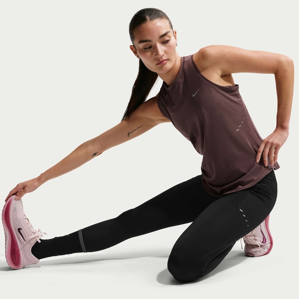 Imagem 3 do produto Camiseta Regata Nike Dri-FIT Run - Feminina