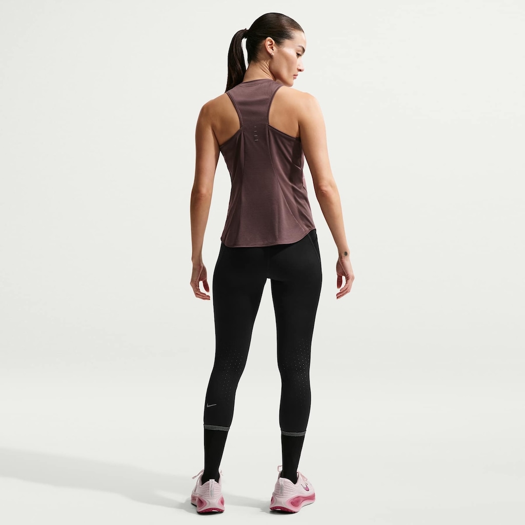 Imagem 5 do produto Camiseta Regata Nike Dri-FIT Run - Feminina