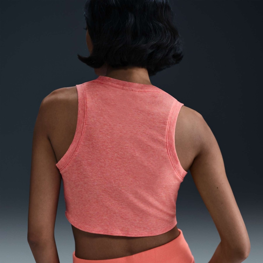 Imagem 2 do produto Camiseta Regata Nike Sportswear Cropped Essentials - Feminina