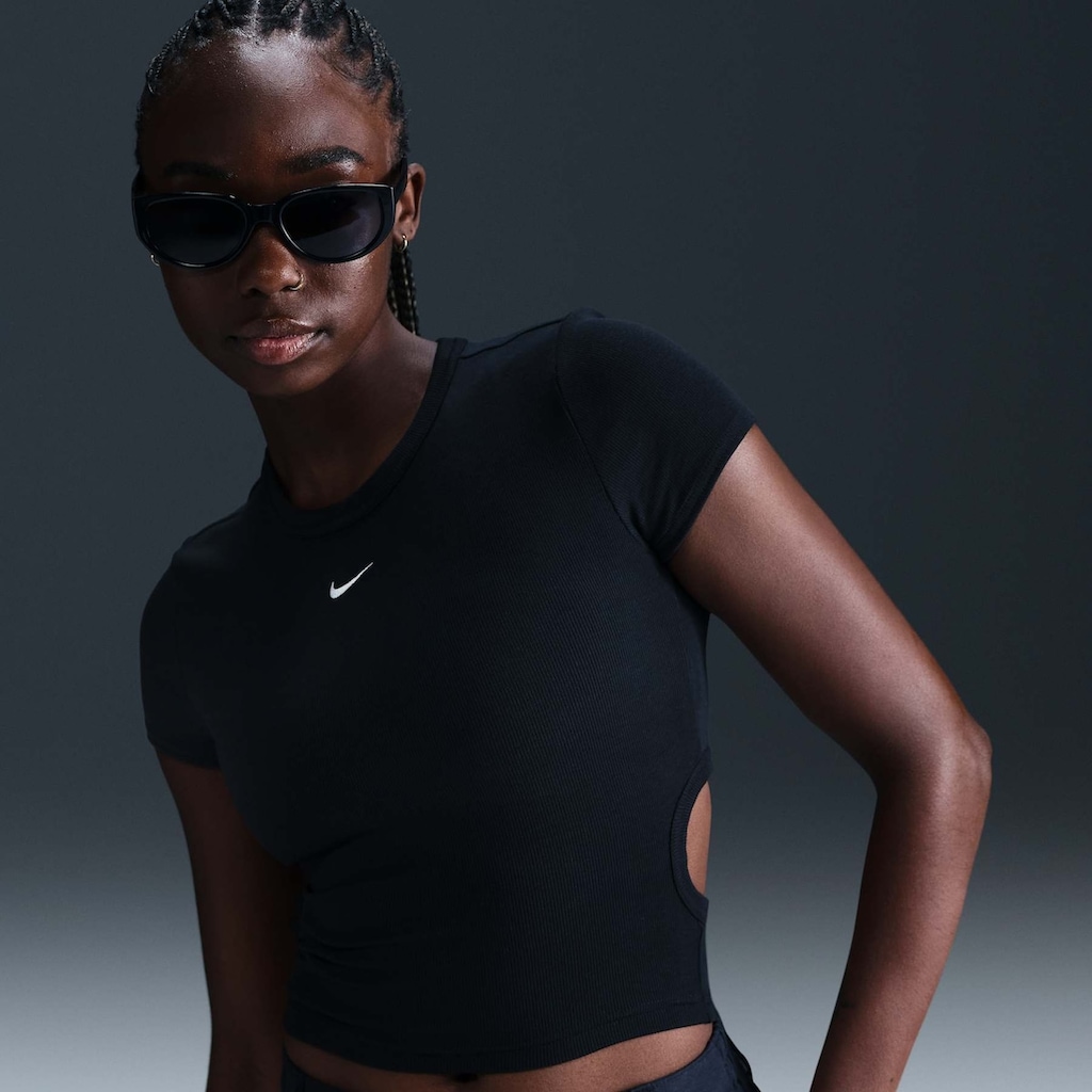 Camiseta Nike Sportswear Chill Knit - Feminina