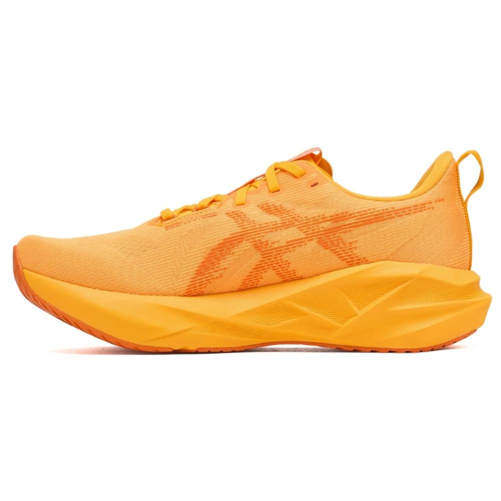 ASICS アシックス NOVABLAST 5 ノヴァブラスト27.0cm Tênis ASICS Novablast 5 Masculino em Promoção | Centauro
