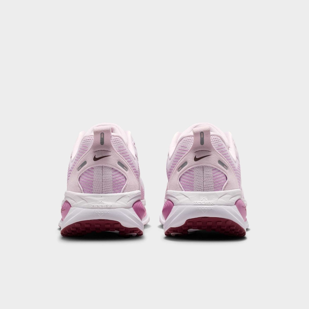 Imagem 5 do produto Tênis Nike Vomero 18 - Feminino