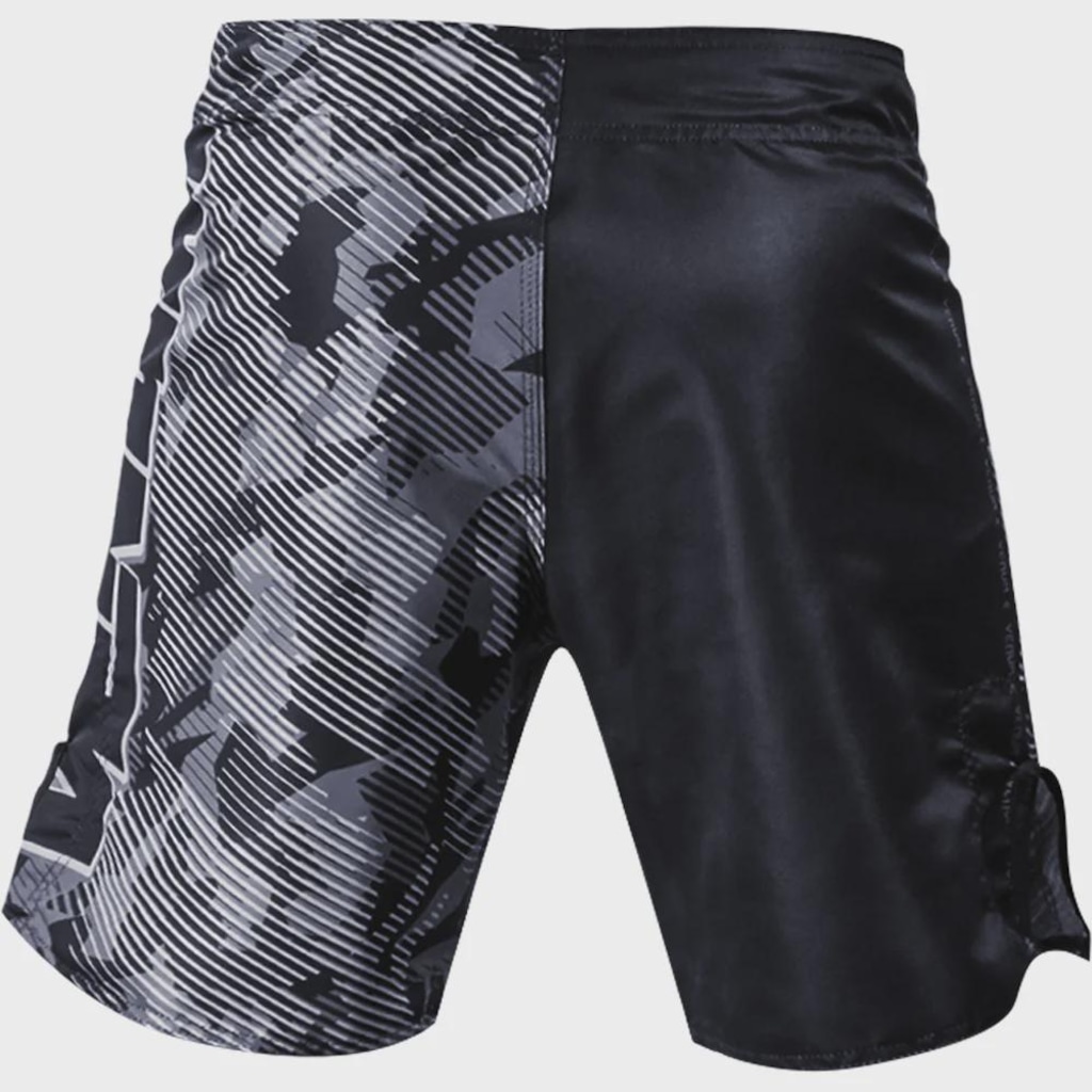 Imagem 4 do produto Bermuda Venum Giant Classic 3 Dark - Masculina
