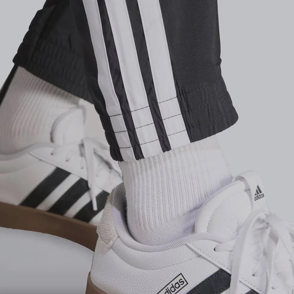 Imagem 4 do produto Calça adidas ESS 3 Stripes - Masculina
