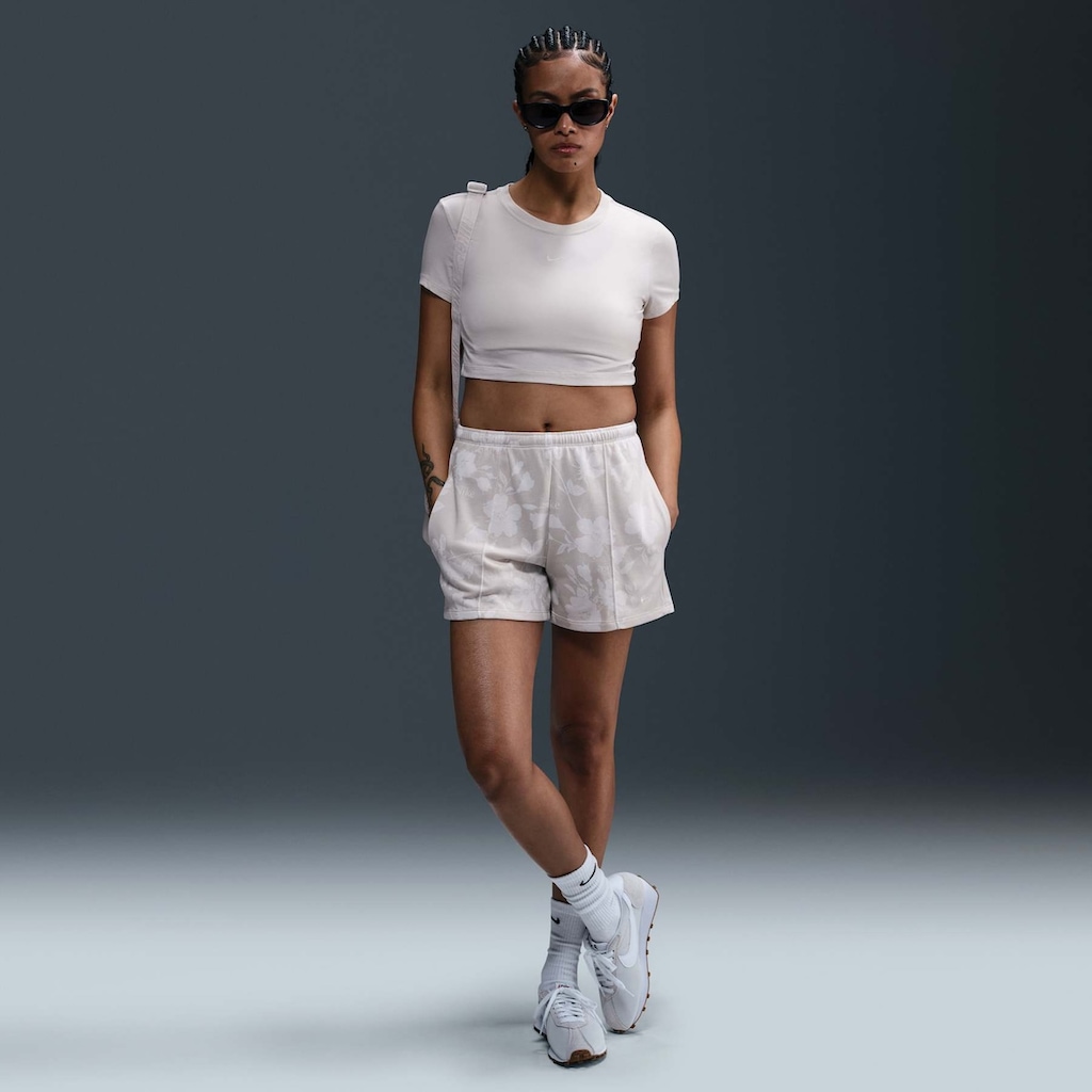 Shorts Nike Sportswear Chill Terry - Feminino