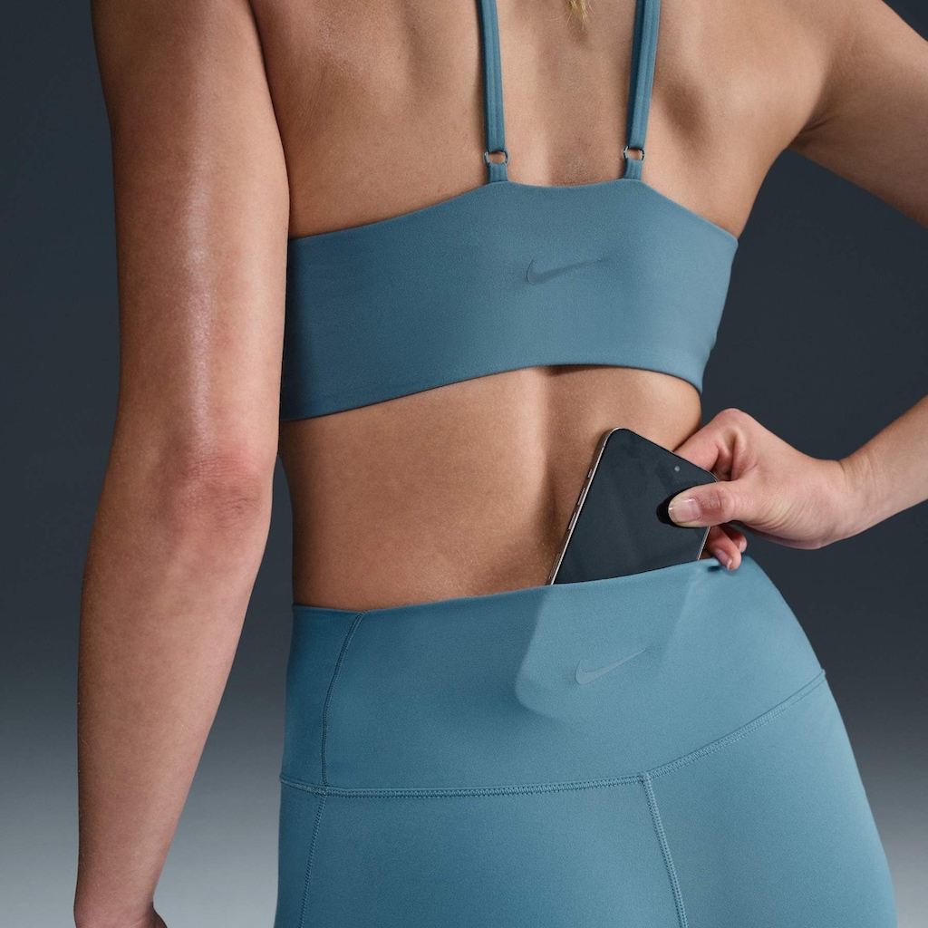 Imagem 3 do produto Shorts Nike Dri-FIT One HR 8IN - Feminino