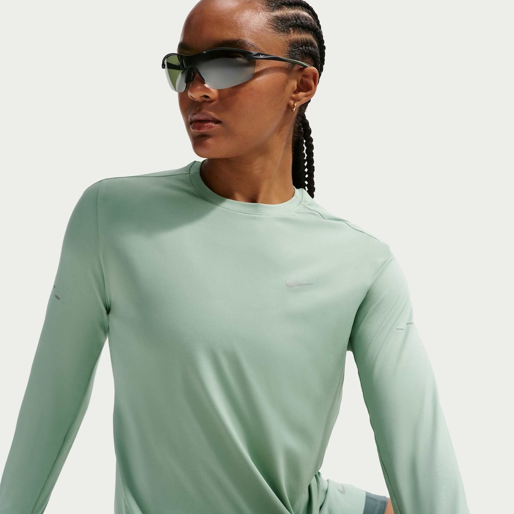 Imagem 3 do produto Camiseta Manga Longa Nike Dri-FIT Swift Crew - Feminina