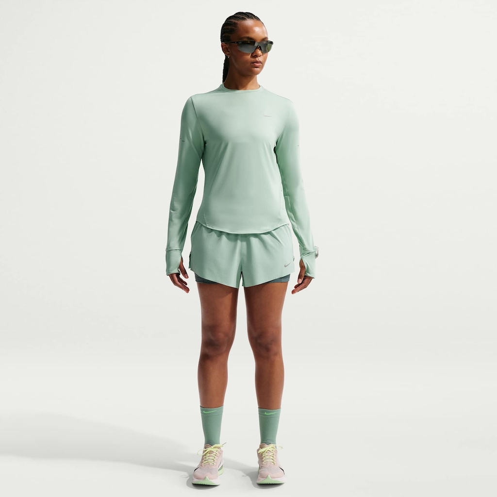 Imagem 4 do produto Camiseta Manga Longa Nike Dri-FIT Swift Crew - Feminina