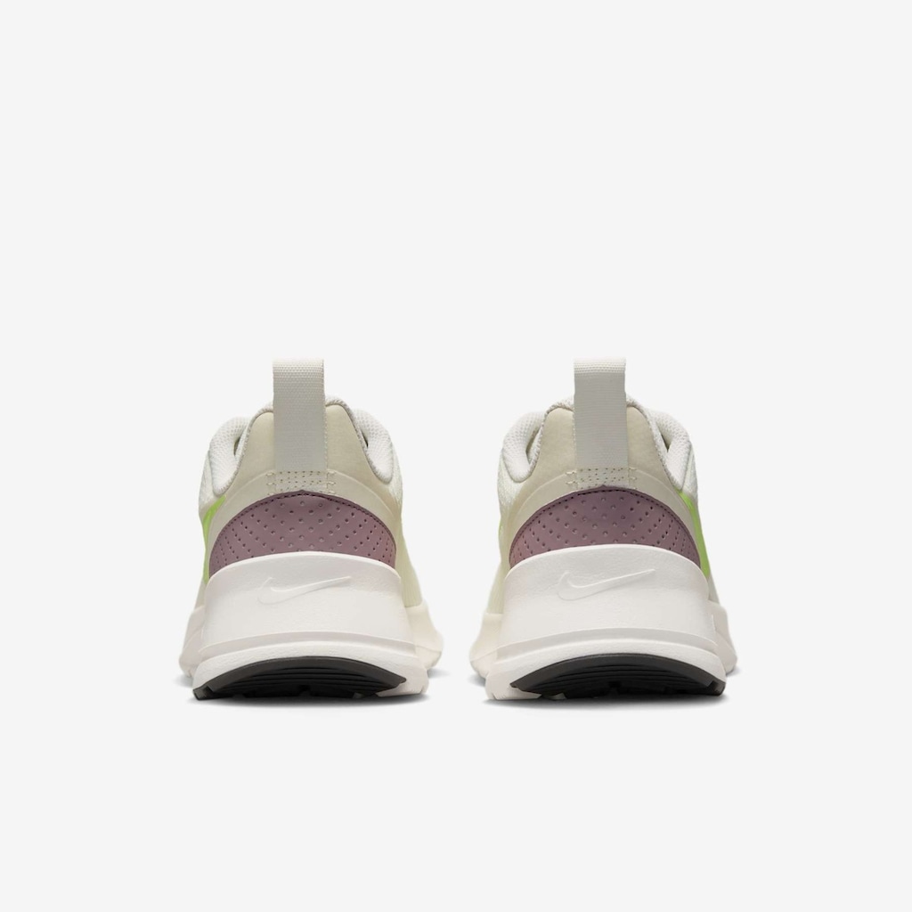 Tênis Feminino Nike Air Max Nuaxis - Foto 3