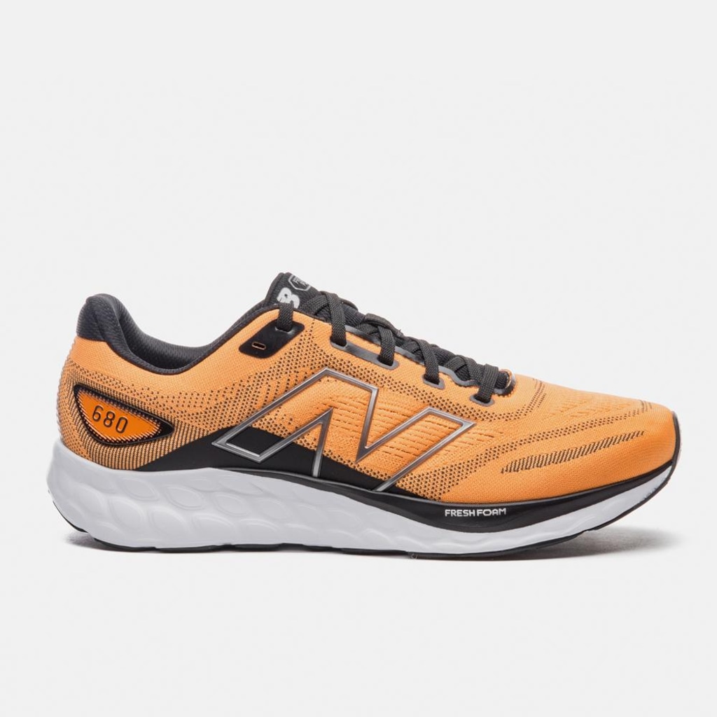 Tênis Masculino New Balance Fresh Foam 680v8
