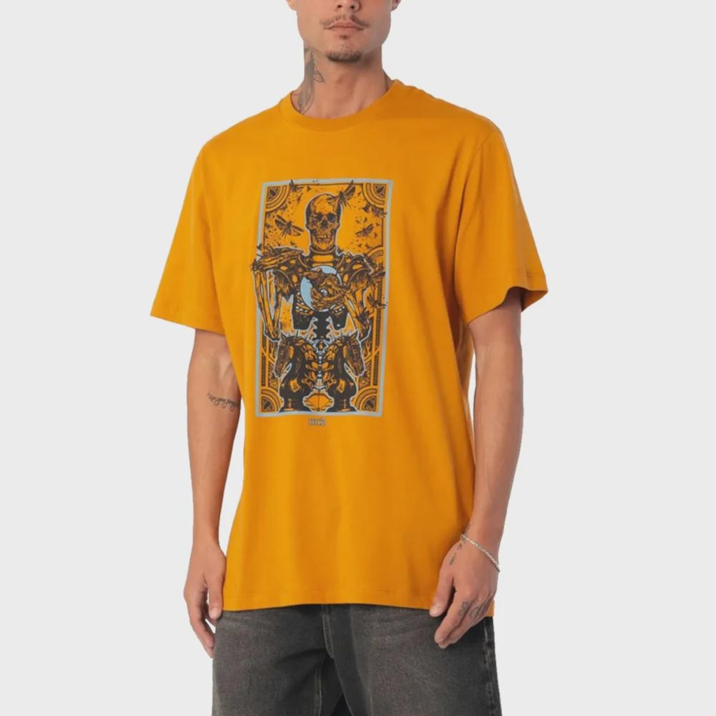 Camiseta Masculina MCD Cavaleiro Peste Arco Ocre Barbaro