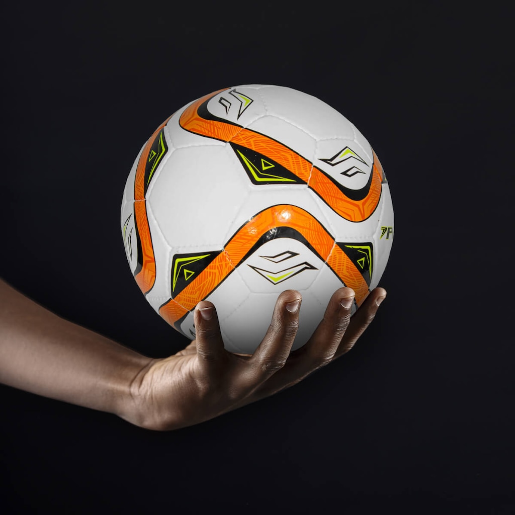Imagem 3 do produto Bola de Futebol de Campo Semi Profissional 32 Gomos Poker Apex