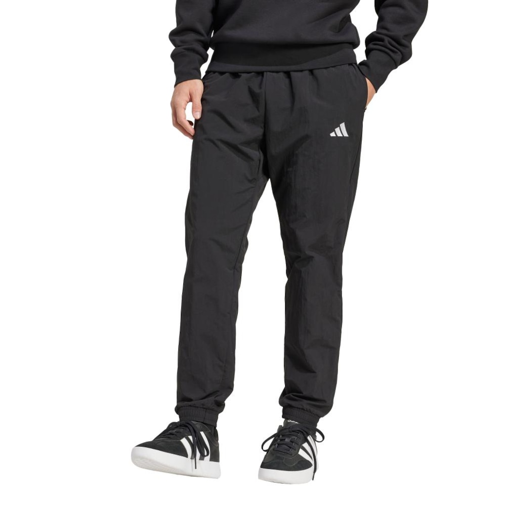 Calça Masculina Adidas Itens Essenciais com Logotipo Pequeno