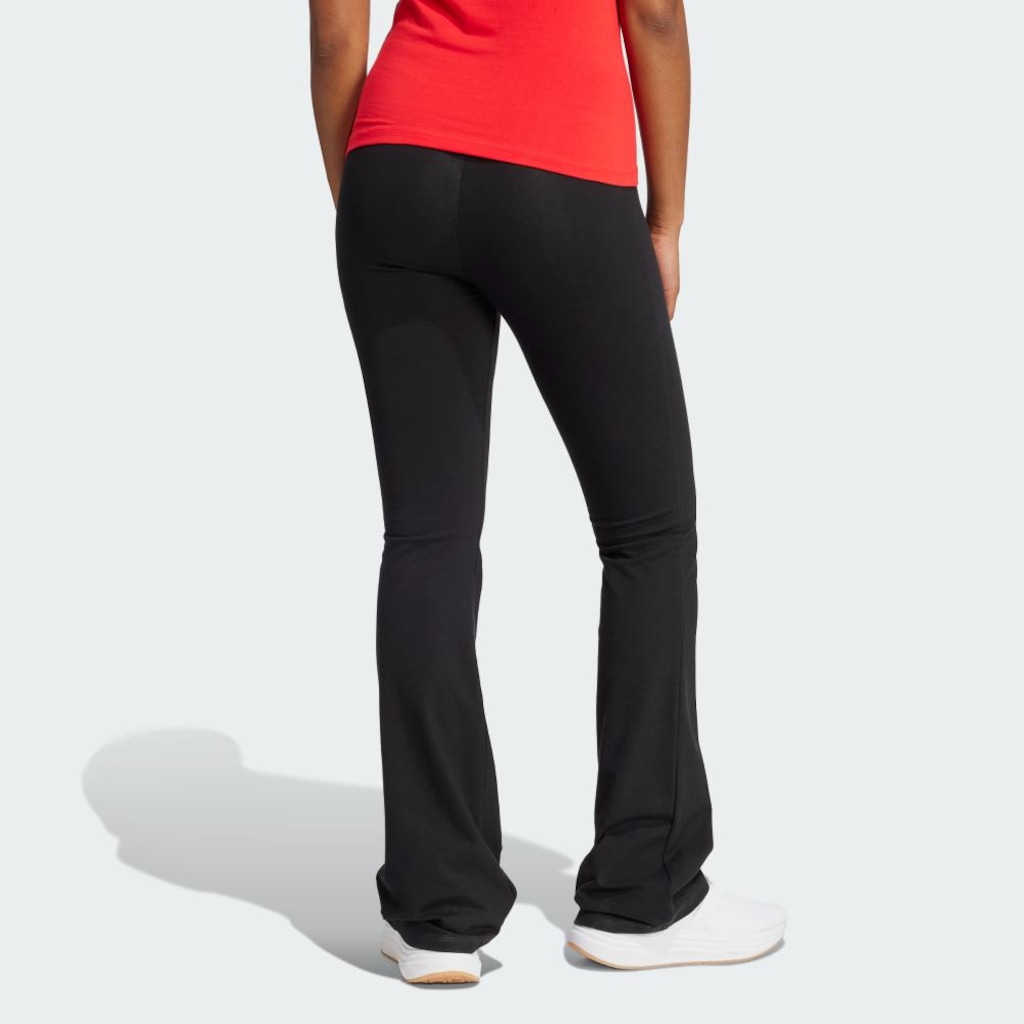 Imagem 3 do produto Calça Legging Feminina Adidas Flare Essentials com Logo Pequeno