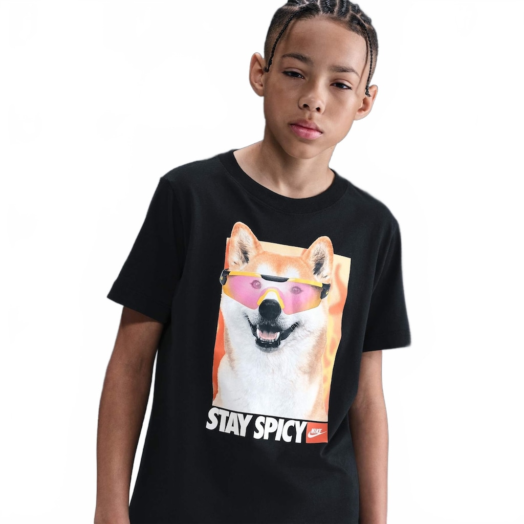 Camiseta Nike Sportswear Shiba Infantil