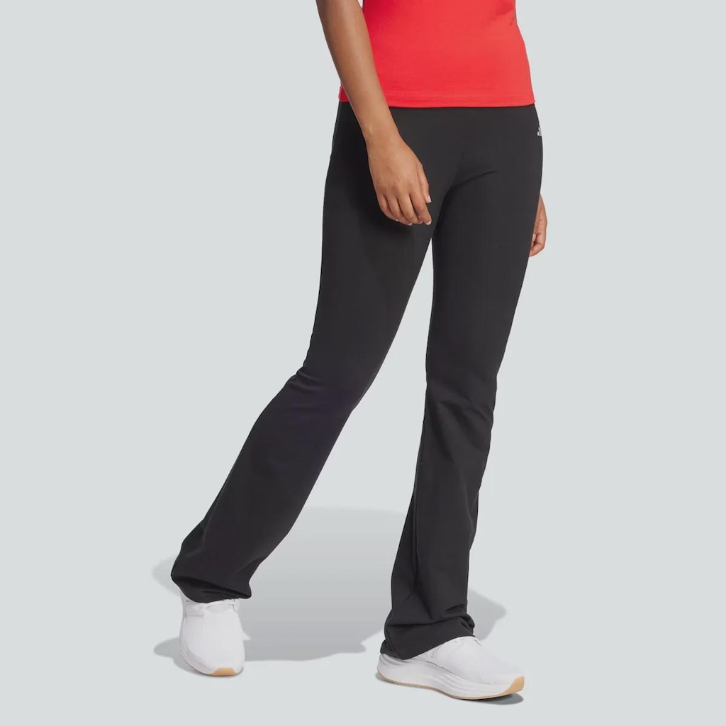 Imagem 2 do produto Calça Flare adidas Small Logo ESS Feminina