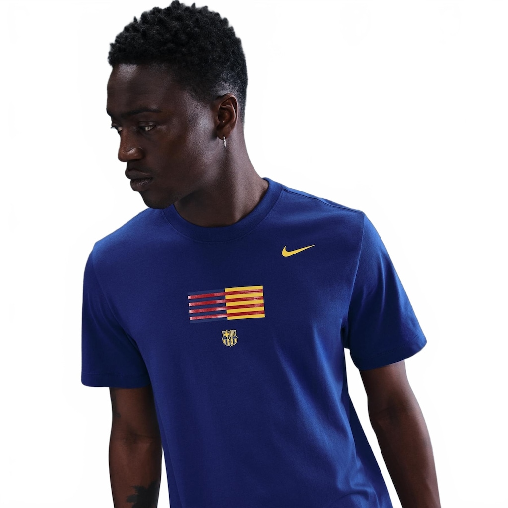 Imagem 4 do produto Camiseta Barcelona Nike Bandeira Masculina