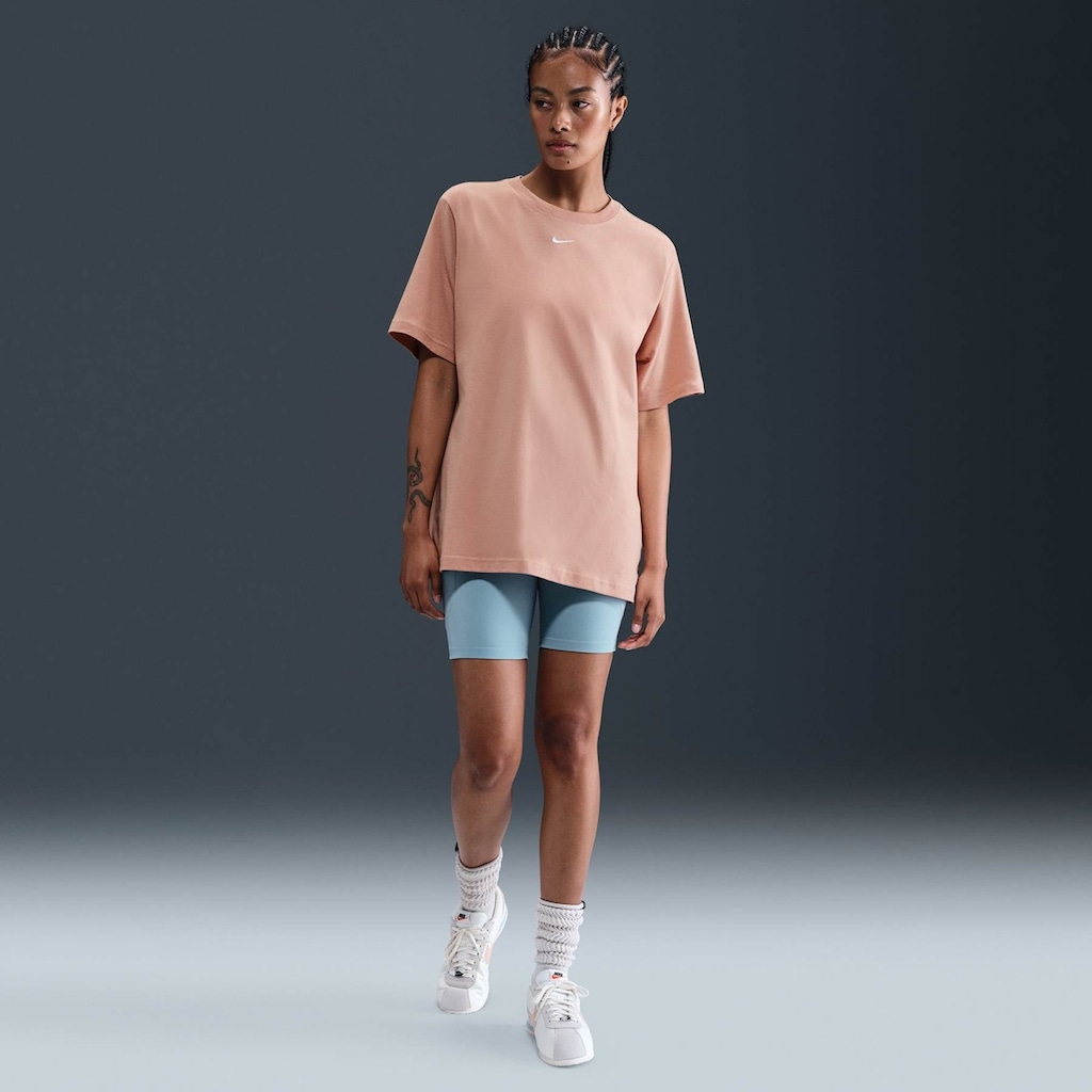 Camiseta Nike Sportswear Feminina