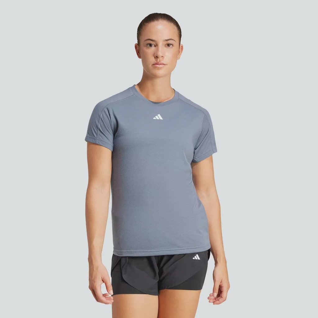Camiseta adidas Essentials Crew Feminina